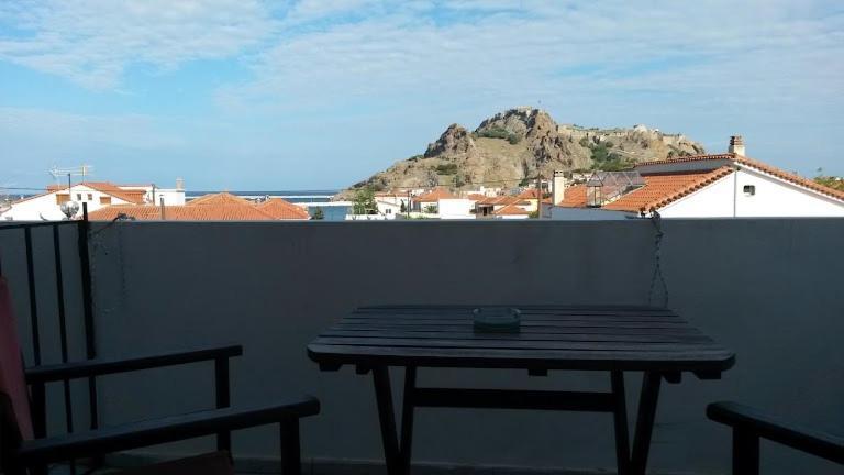 Kostas Studios Apartments - Ενοικιαζόμενα Δωμάτια Με Κουζινάκι มิรินา ภายนอก รูปภาพ