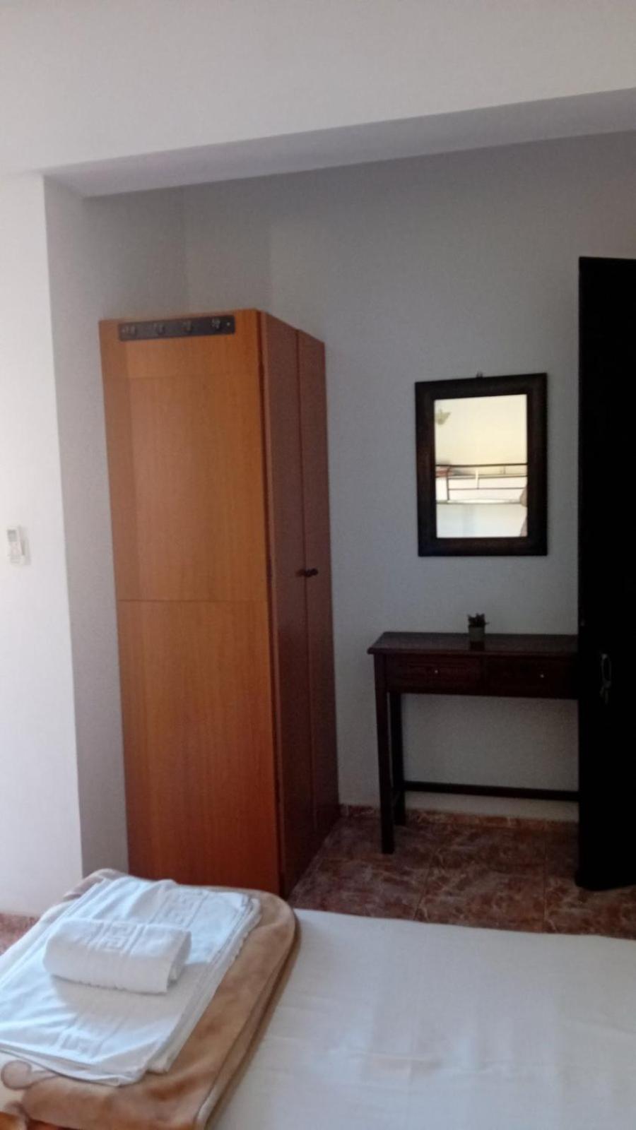 Kostas Studios Apartments - Ενοικιαζόμενα Δωμάτια Με Κουζινάκι มิรินา ภายนอก รูปภาพ