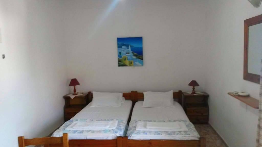 Kostas Studios Apartments - Ενοικιαζόμενα Δωμάτια Με Κουζινάκι มิรินา ภายนอก รูปภาพ